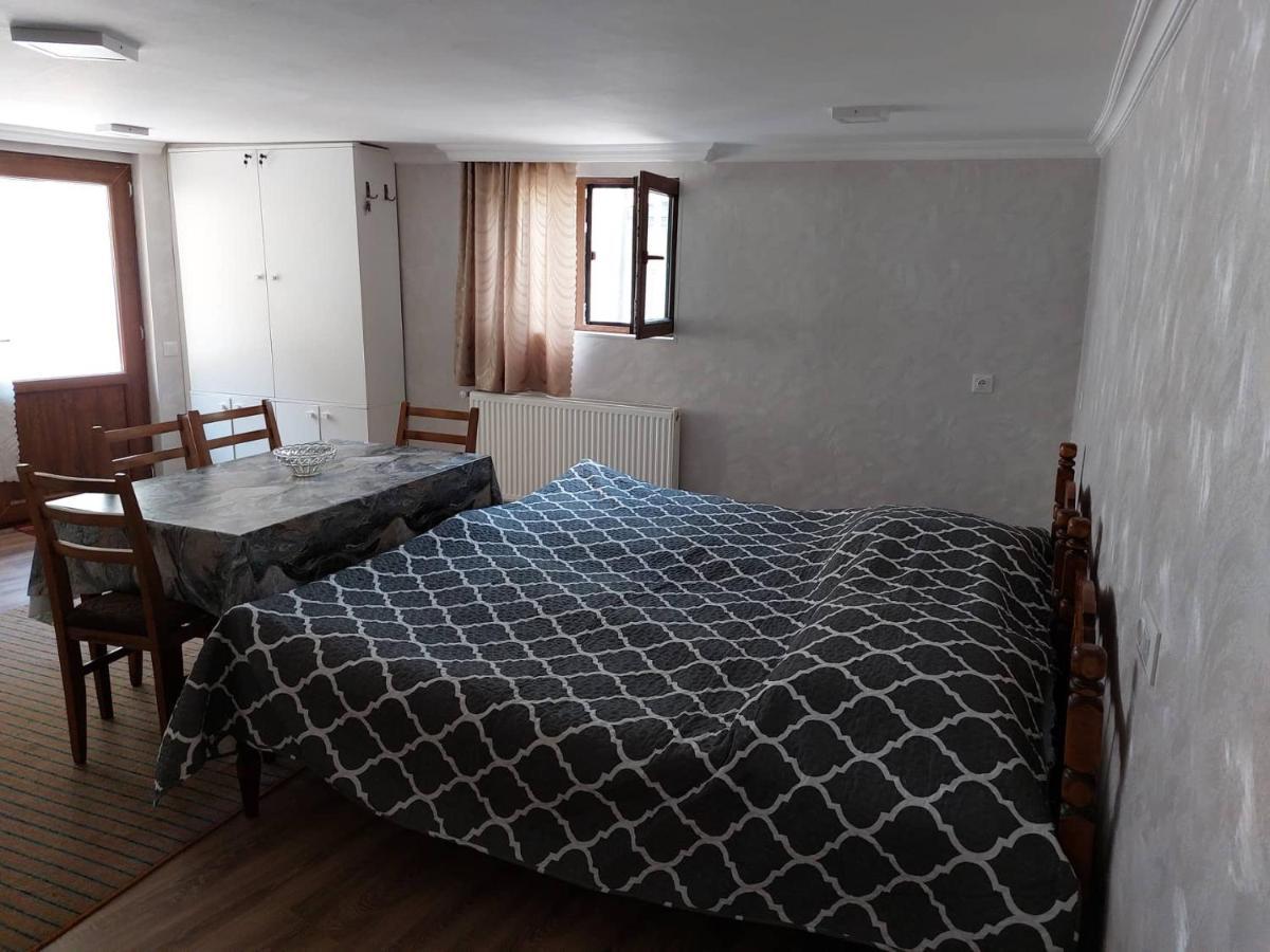 Davids Entire Place Borzsomi Kültér fotó
